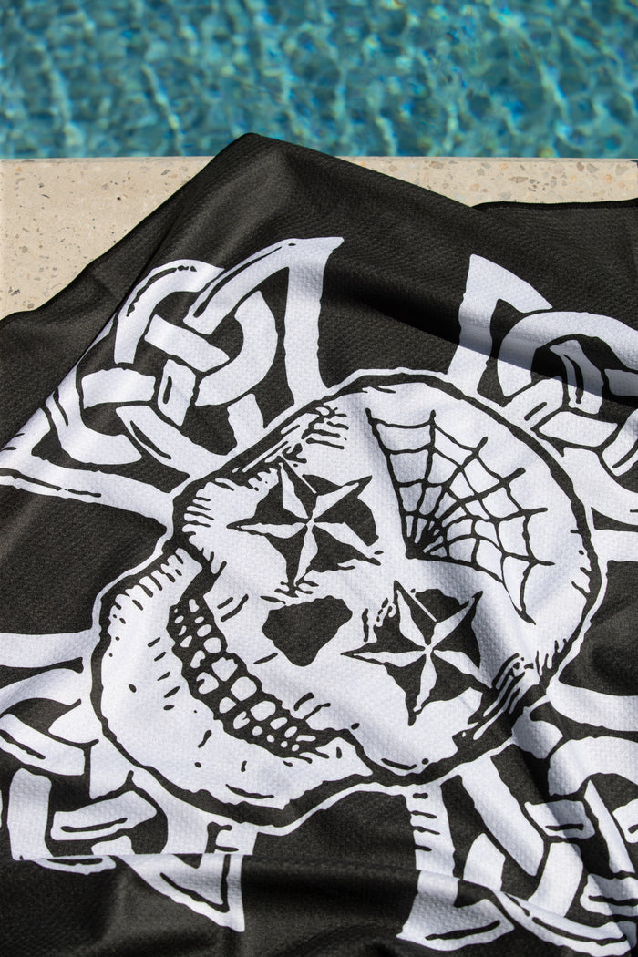 DT26 | Matt Hoy - Hoyo Beach Towel