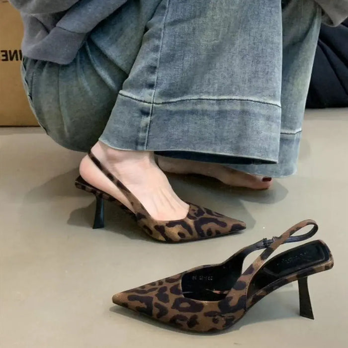 Leopard-print Strap Pointed Heels fashionnsio