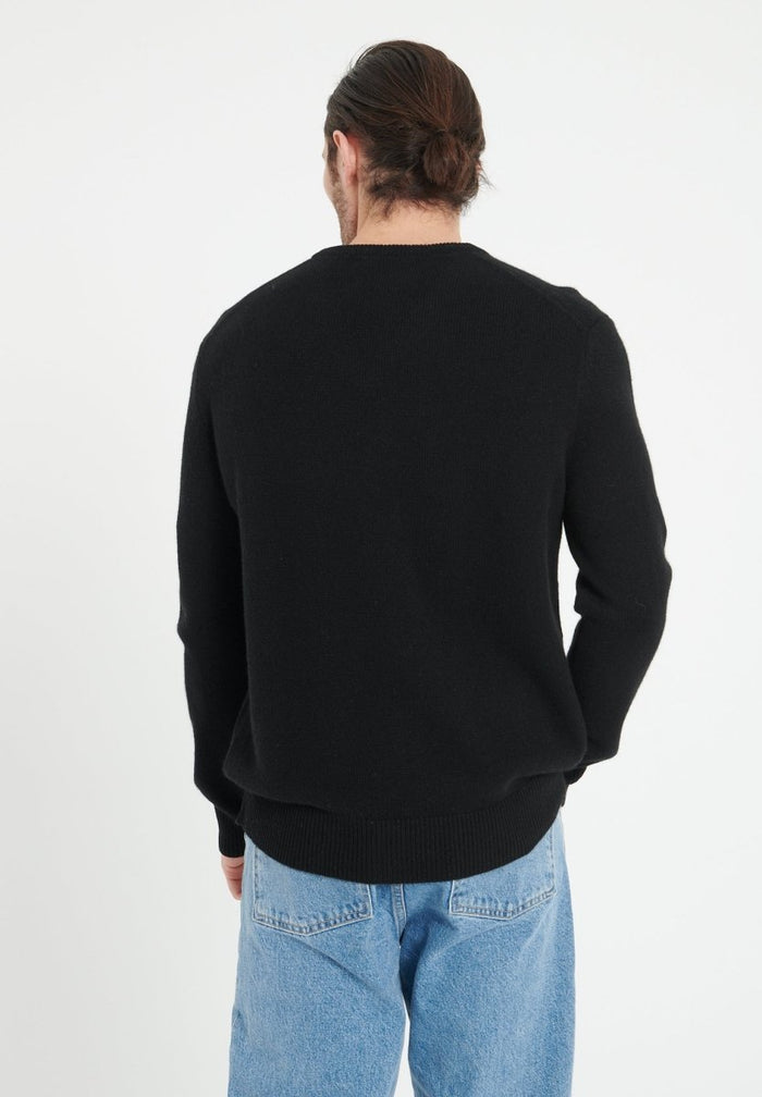 LUKE 13 Pull col V en cachemire 4 fils noir