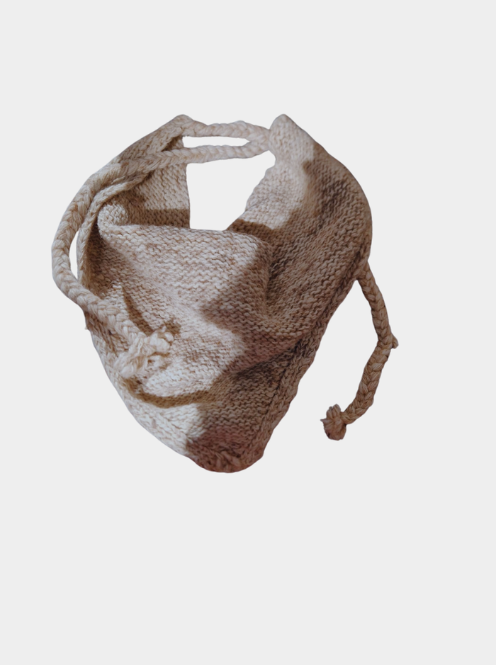 raw wool triangle scarf (A gift from us)