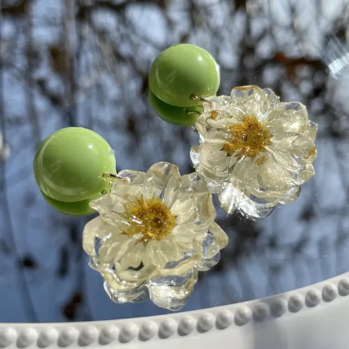 The Daisy Bloom Drop Earrings