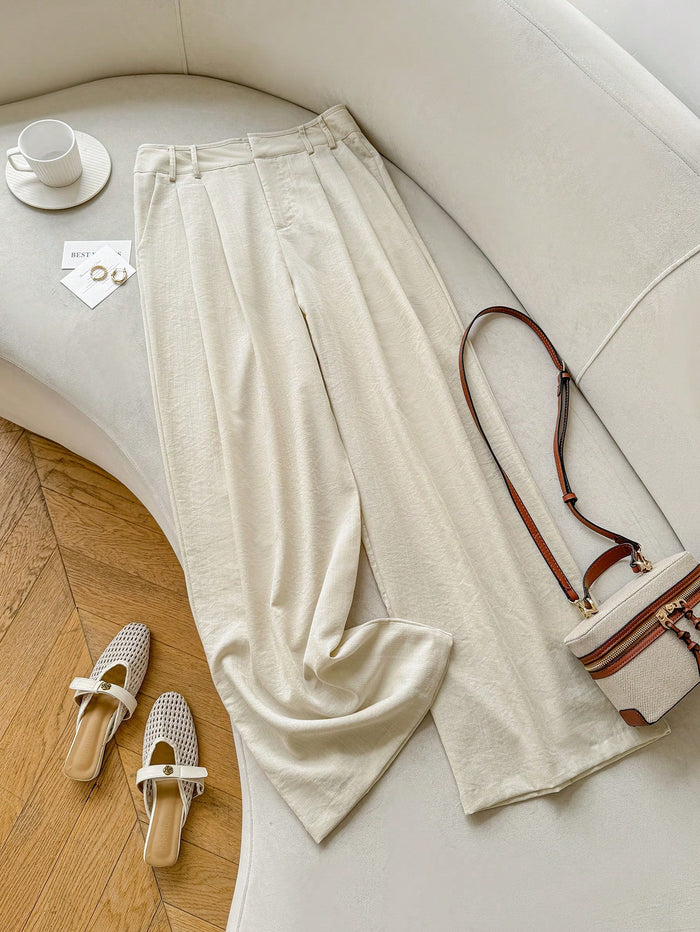 Women's Solid Beige Pleated Straight-Leg Pants