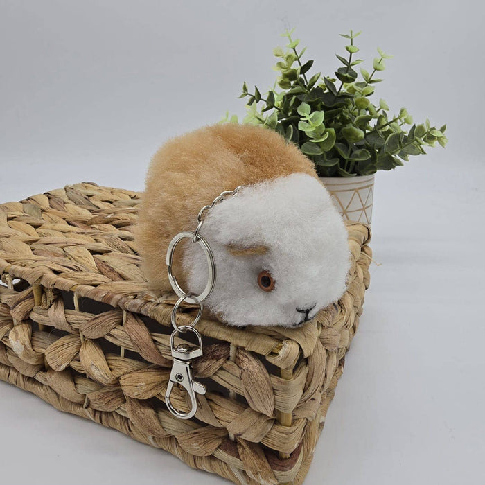 WUAMAN Handmade Guinea Pig Charm