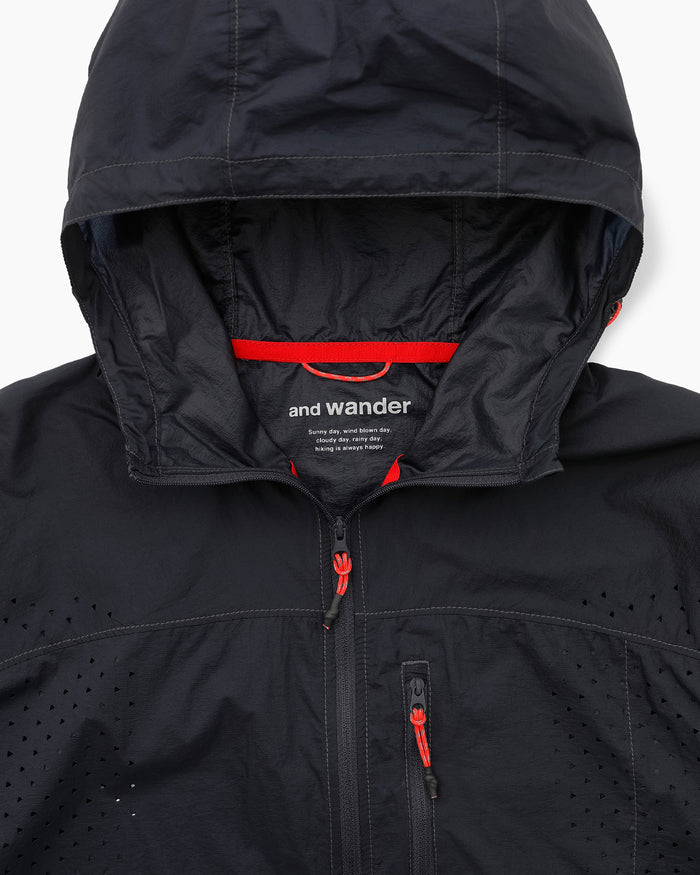 ALTRA × and Wander Ventilation Wind Jacket Navy