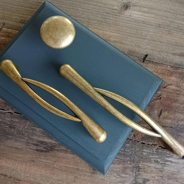 Art Deco Drawer Knobs & Pulls - Old West Iron