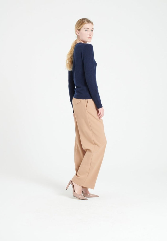 LILLY 4 Cardigan col rond en cachemire cintré bleu marine