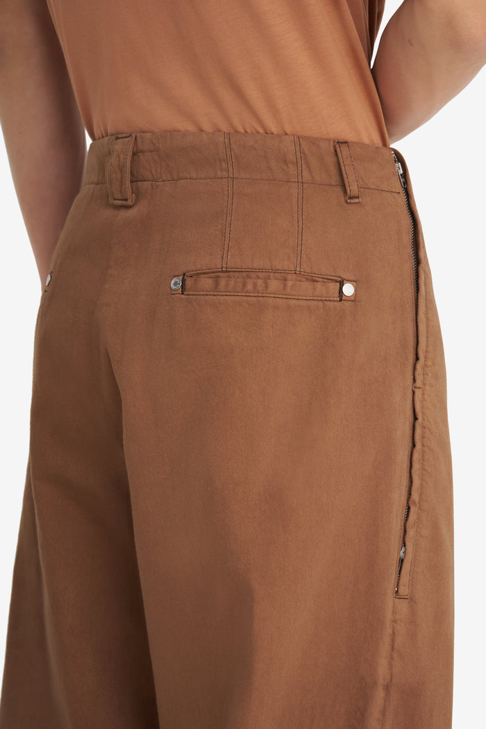 CHINO ZIP PANTS 42 / CAMEL