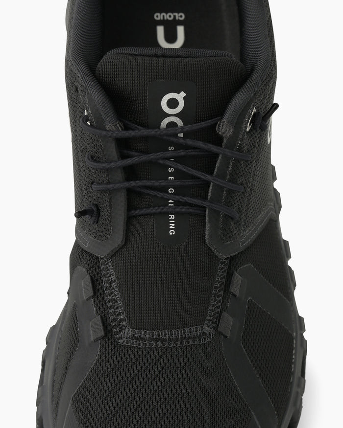 Cloud 6 Black | Black
