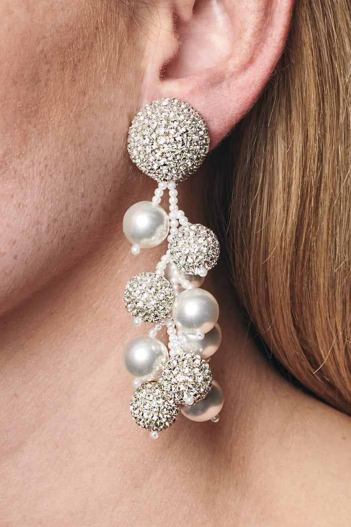 COCONUTS CLEAR CRYSTAL PEARL CLUSTER EARRINGS