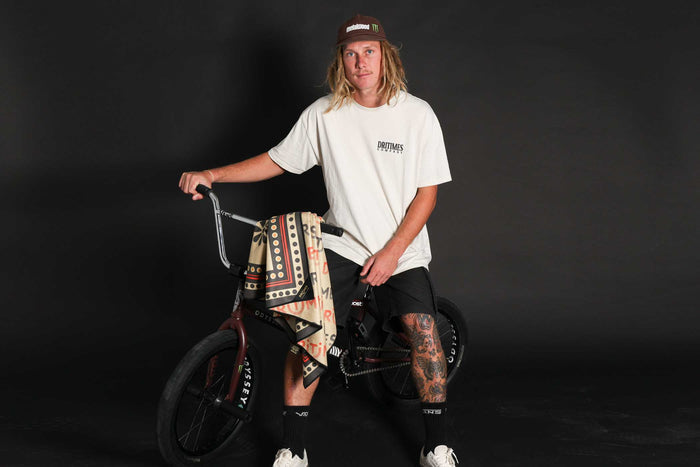 DT25 | Boyd Hilder - 'Sun City' Beach Towel