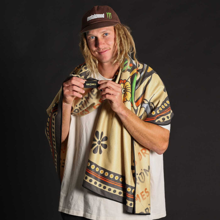 DT25 | Boyd Hilder - 'Sun City' Beach Towel