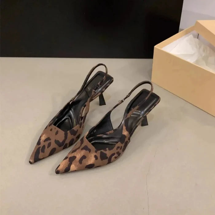 Leopard-print Strap Pointed Heels fashionnsio