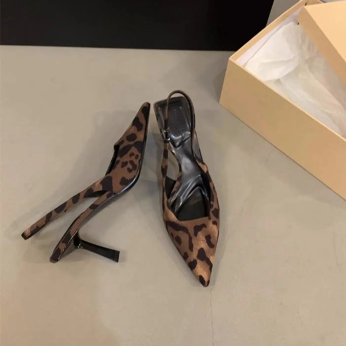 Leopard-print Strap Pointed Heels fashionnsio
