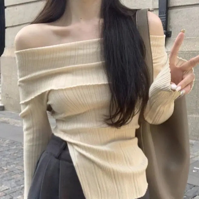 Off-Shoulder Asymmetrical Knitted Top fashionnsio