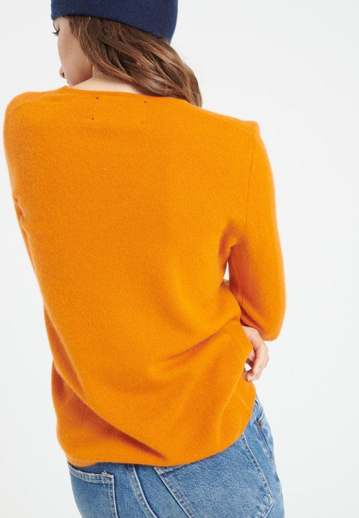 LILLY 2 Pull col V en cachemire orange citrouille