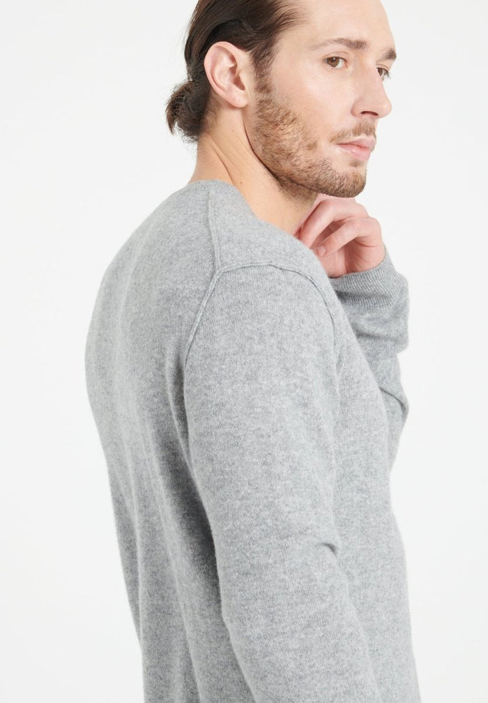 LUKE 11 Pull col V en cachemire gris clair