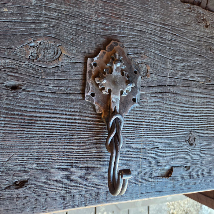 Romantic Iron Hook - Old West Iron