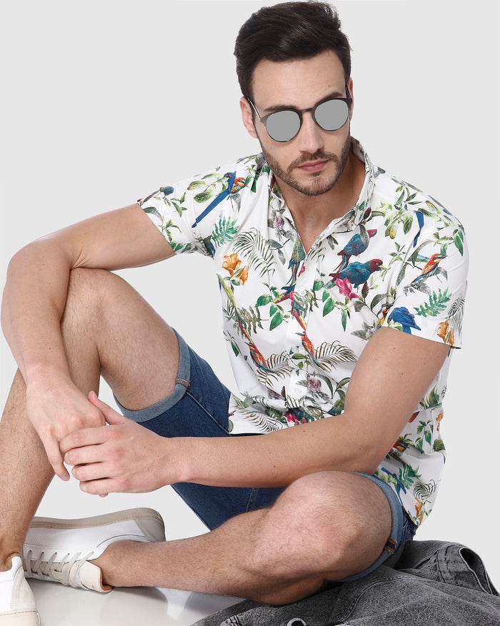 White All Over Print Short Sleeves Shirt