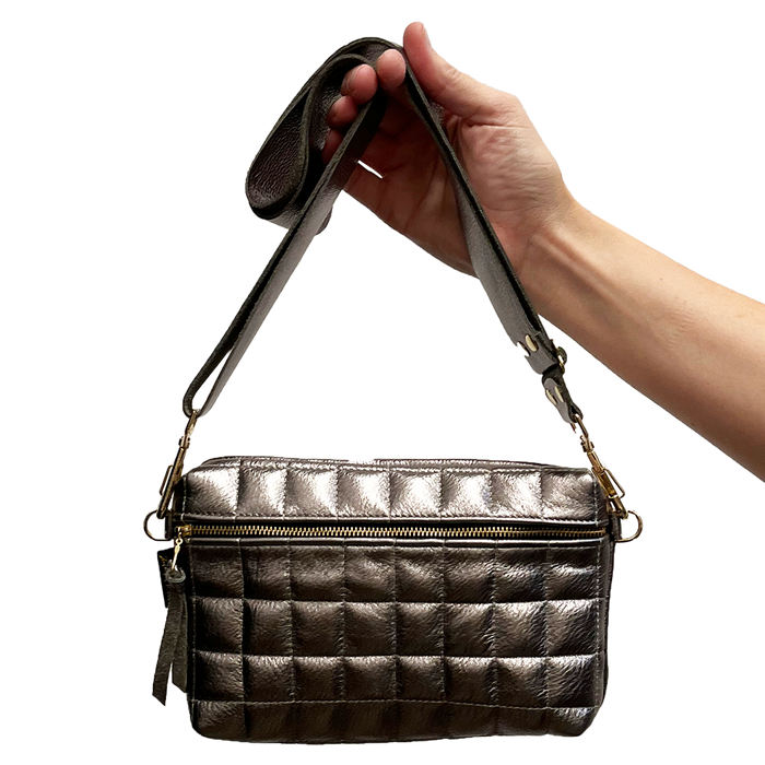 Zina Kao - The Metallic QUILTED Boulder Hipbag